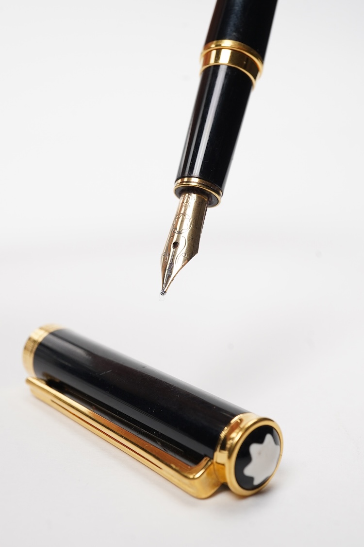 A Mont Blanc Noblesse Oblige fountain pen